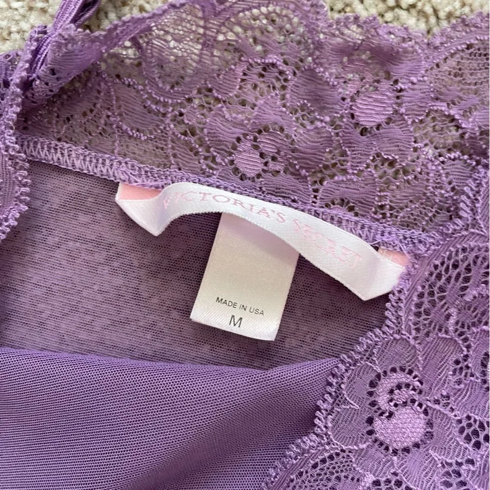 🚨 3 for $25 - VICTORIA’S Secret Lace Slip